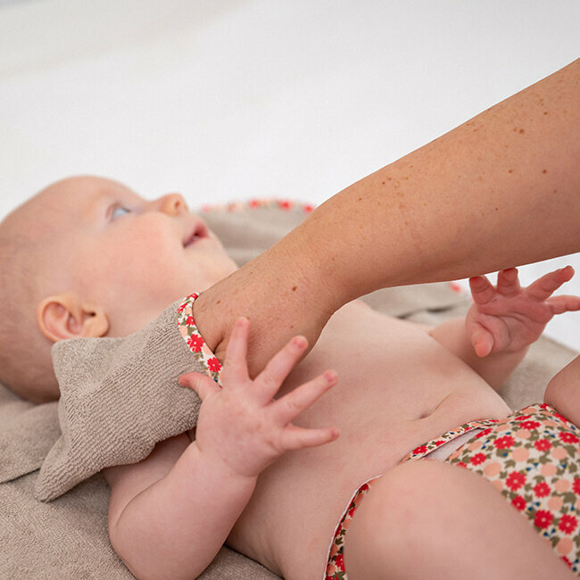 Gants de toilette en microfibre pour le change bébé